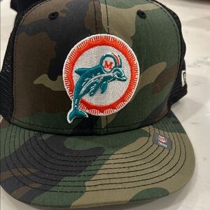 9fifty Black Mesh Cap with Dolphin Logo